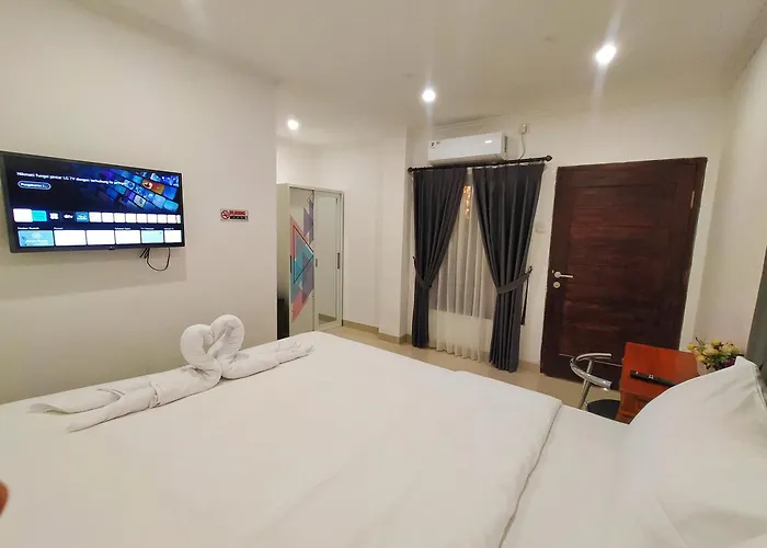 Carstenzs * Kuta Lombok