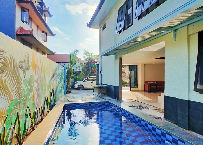 Carstenzs Kuta Lombok