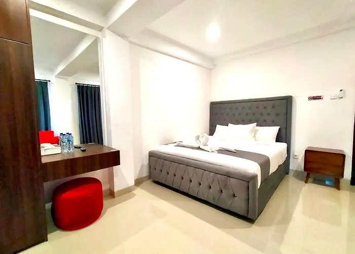 Carstenzs * Kuta Lombok